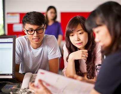 IELTS mở ra nhiều cánh cửa cho thí sinh trong xét tuyển đại học, đặc biệt là cơ hội xét tuyển học bổng lên đến 50%
